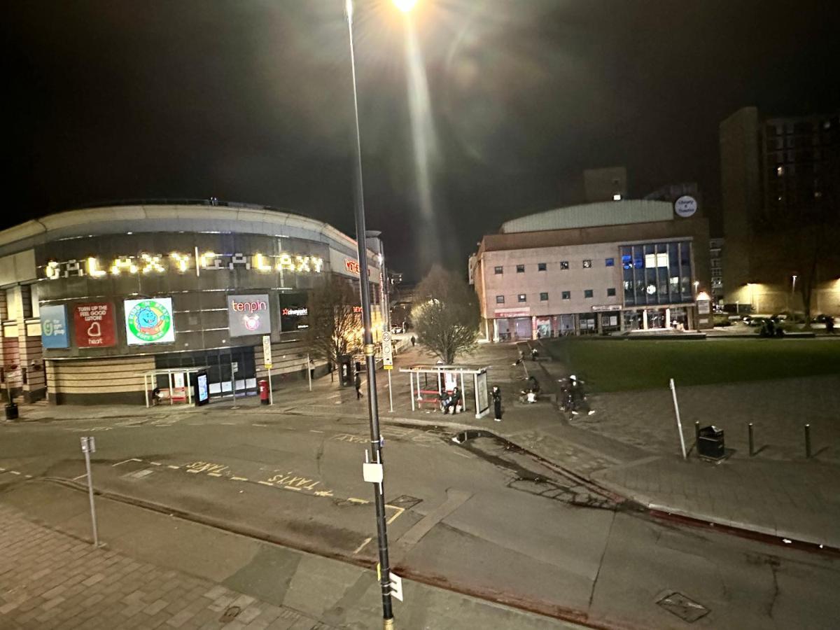 Luton Town Centre Apartment Zewnętrze zdjęcie