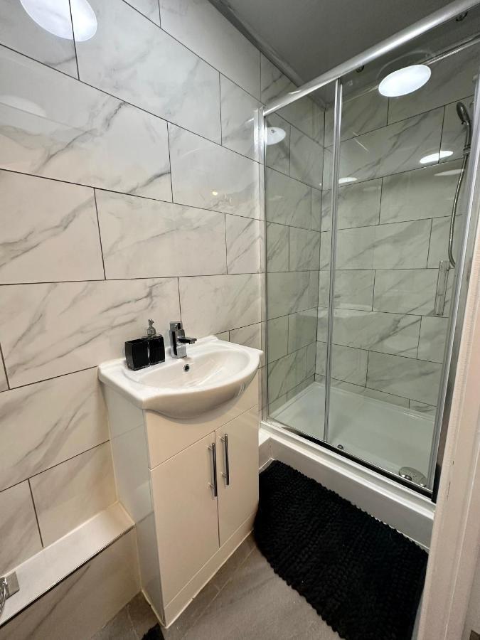 Luton Town Centre Apartment Zewnętrze zdjęcie